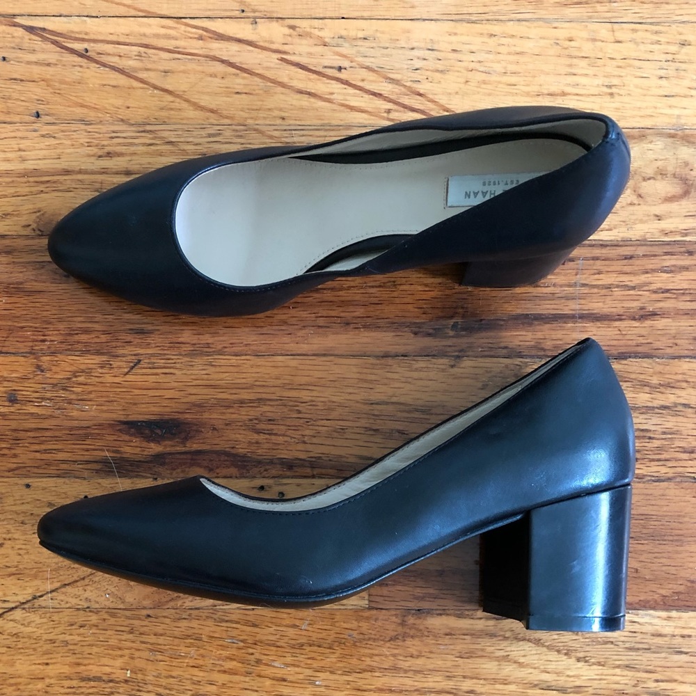 Cole Haan low leather hills. Size 6.5. New